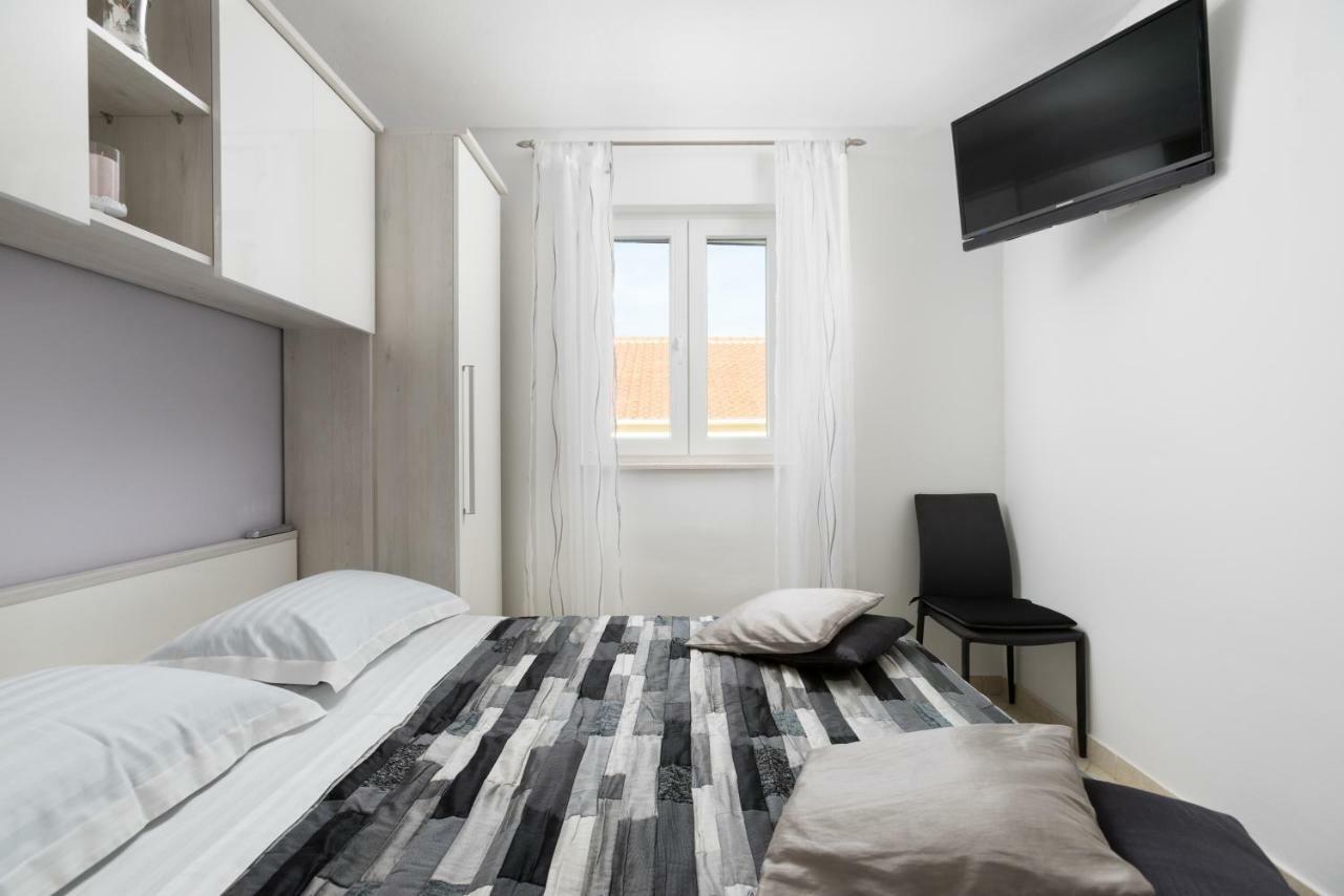 Apartment Goga Sevid Exterior photo